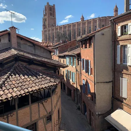 Cathedrale Apartment *